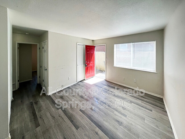 Photo - 4331 Ericson Drive Apartment