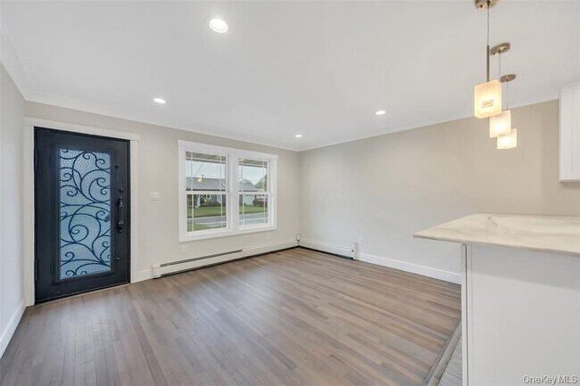 Foto del edificio - 821 N Jefferson Ave
