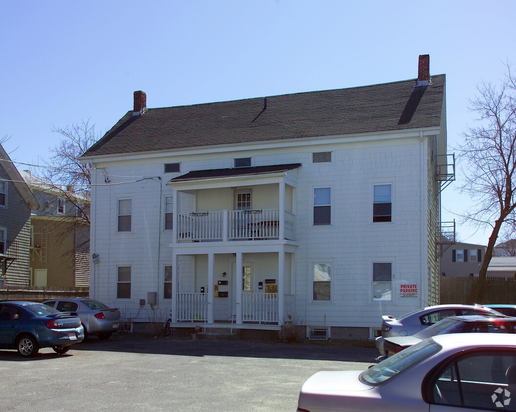 785 King Philip St, Fall River, MA 02724 Apartments Fall River, MA