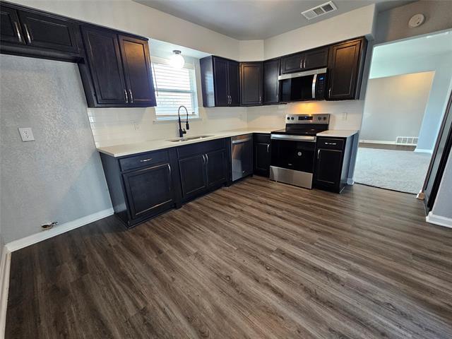 Foto del edificio - 4806 Cliffwood Dr