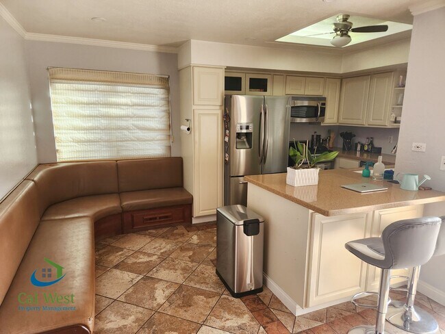 Foto del edificio - $4095 - **COMING SOON** - Light & Bright 3 Bd/2 Ba Single Family Blossom Valley Home w/ Pool & Solar