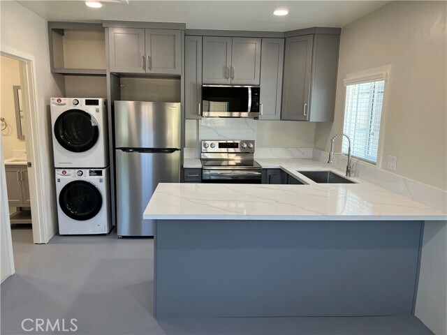 Foto del edificio - 2290 Cogswell Rd