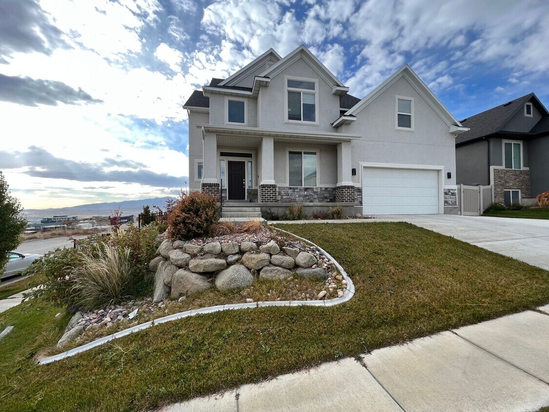 4 Bedroom/2.5 Bathroom House in Lehi House Rental in Lehi, UT