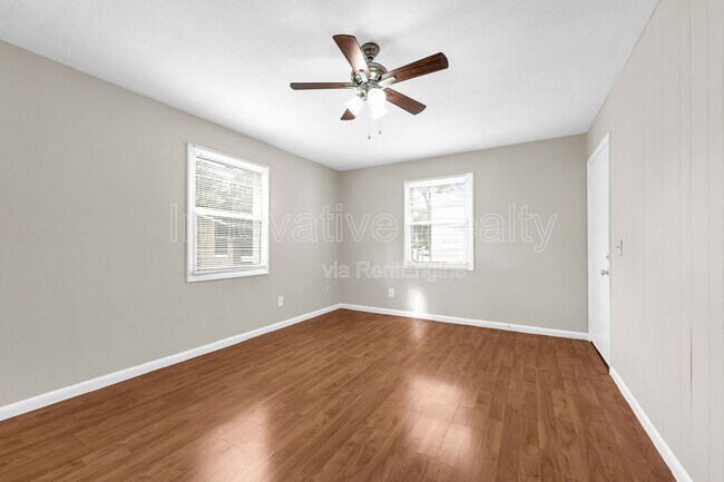 Photo - 5111 Curry Ford Rd Apartment