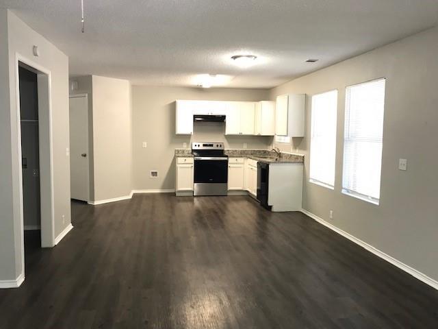 Building Photo - 7114 Amber Dr