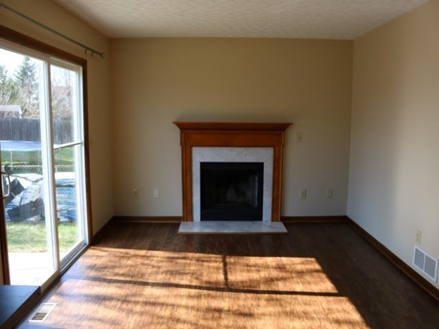 Building Photo - 2545 Willowgate Rd