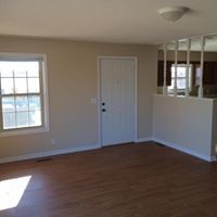Building Photo - 1419 Hillwood Dr