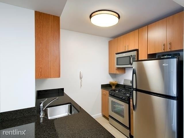 Foto del edificio - 510 W 52nd St