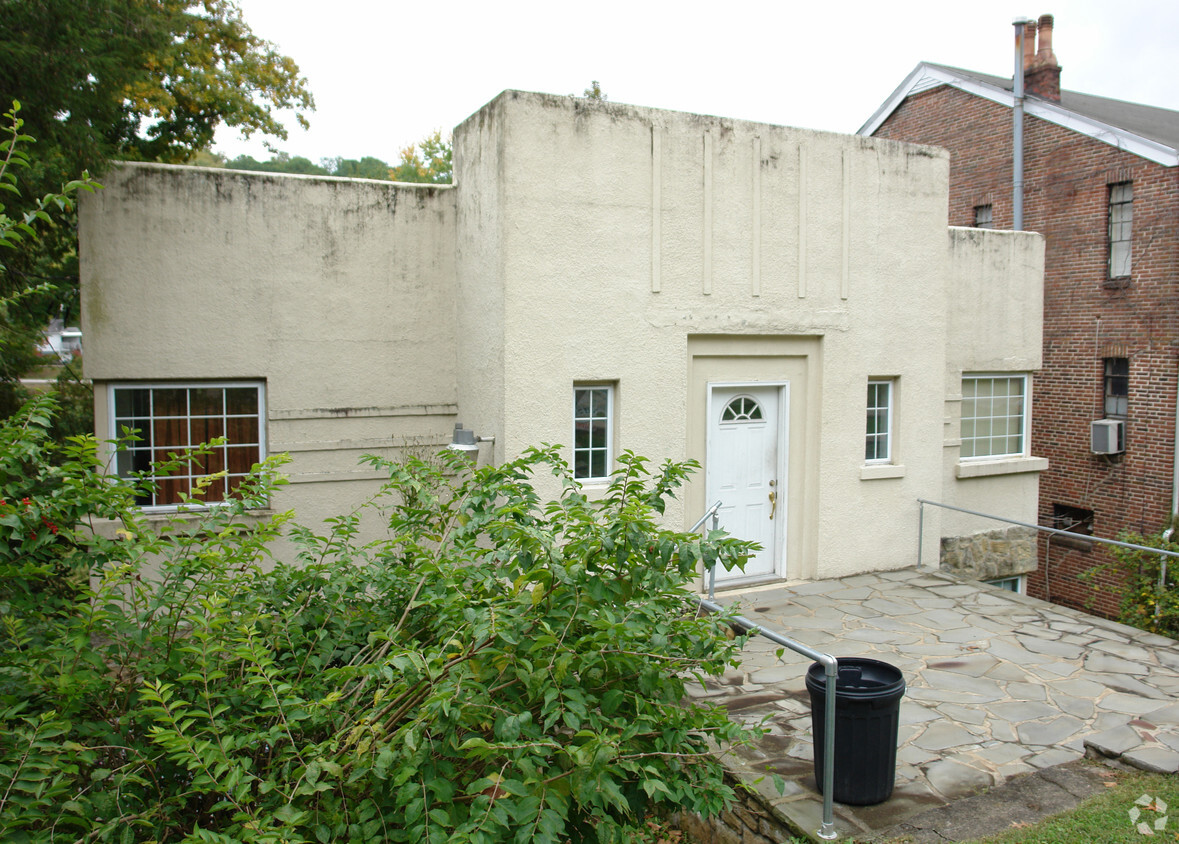 Foto del edificio - 1118 Edgewood Dr