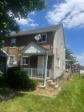 Building Photo - 880 Miller Ave