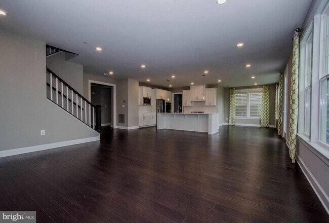Building Photo - 2719 Orchard Oriole Way