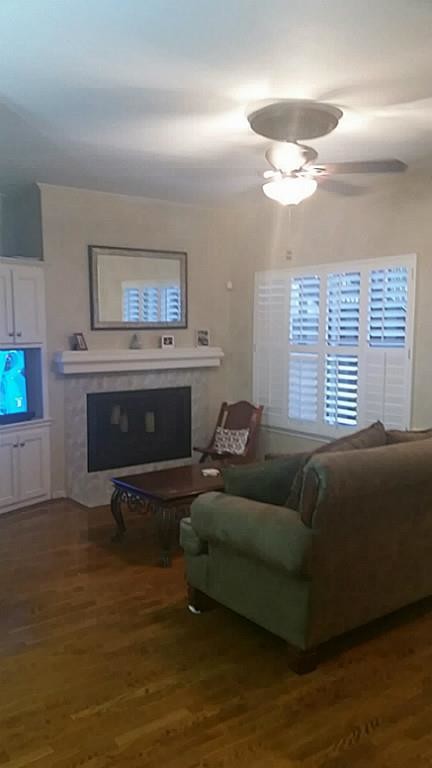 Building Photo - 702 Bering Dr