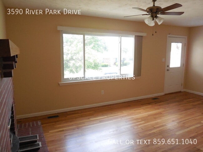 Foto del edificio - 3590 River Park Dr
