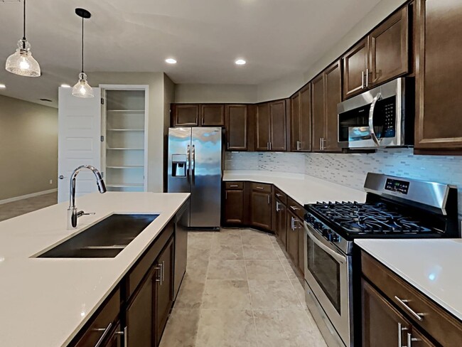 Foto del edificio - 1326 E Glass Ln