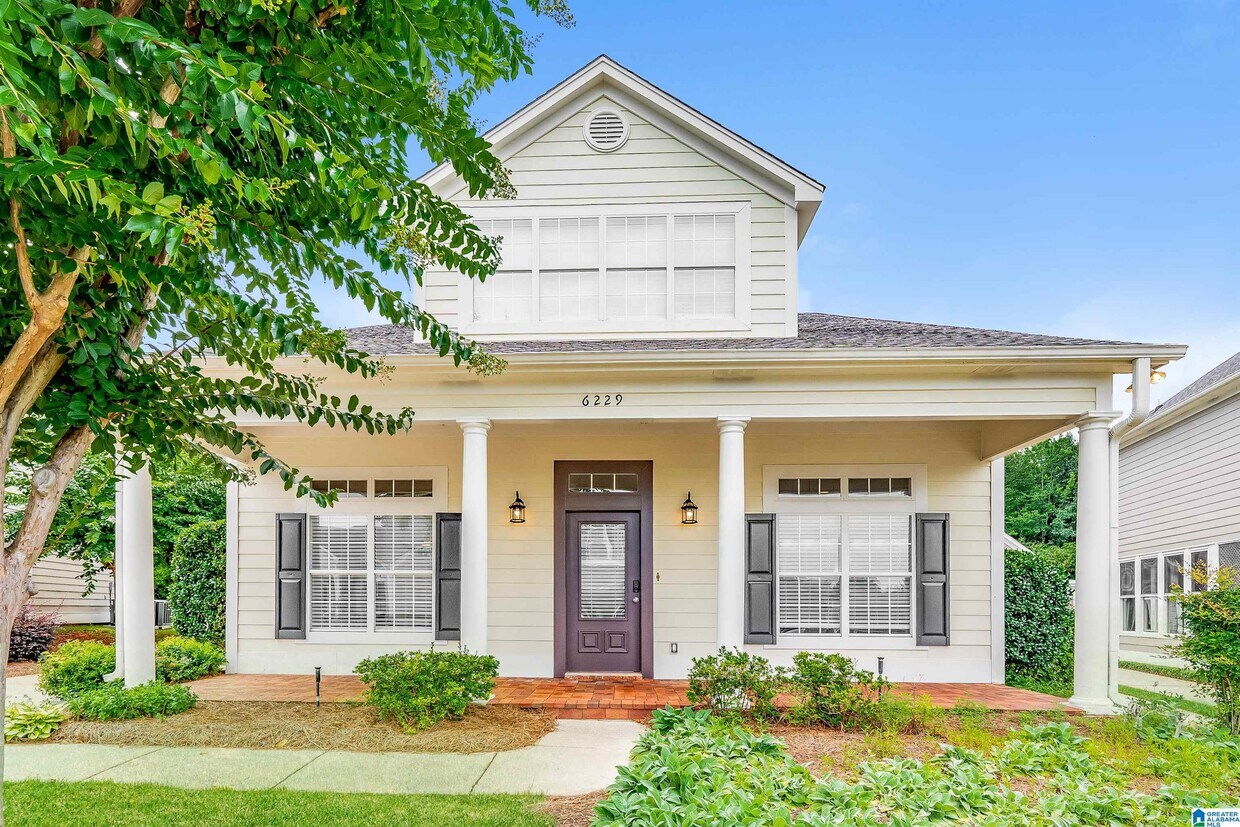 Primary Photo - 6229 S Clubview Cir
