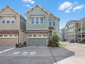 Building Photo - 1512 Dyer Lake Ln
