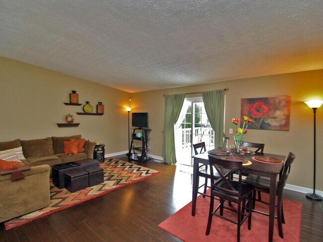 Building Photo - 2237 Green Island Dr