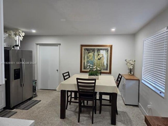 Foto del edificio - 9228 SW 37th St