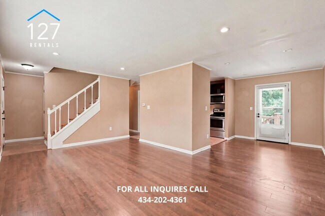 Building Photo - Spacious 4-Bedroom Single Family home with Large Backyard & Ample Storage