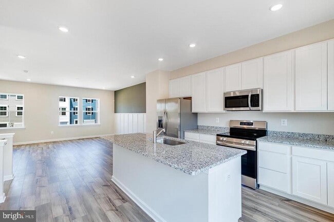 Building Photo - 52 Bigler Rd