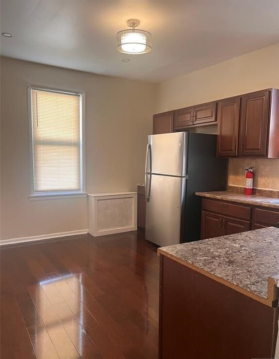 Foto del edificio - 37 Wilson Ave