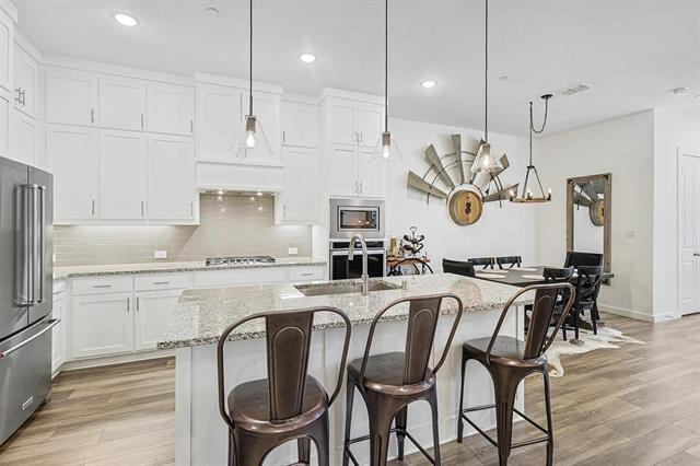 Foto del edificio - 1008 Redbrick Ln