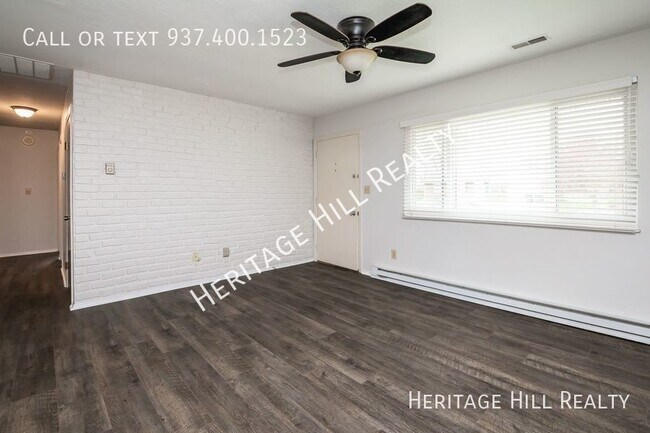 Foto del edificio - Updated 3 Bedroom, 1.5 Bath Attached, 1 Ca...