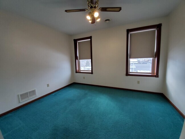 Foto del edificio - 1323 Ludington St