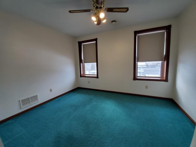 Building Photo - 1323 Ludington St