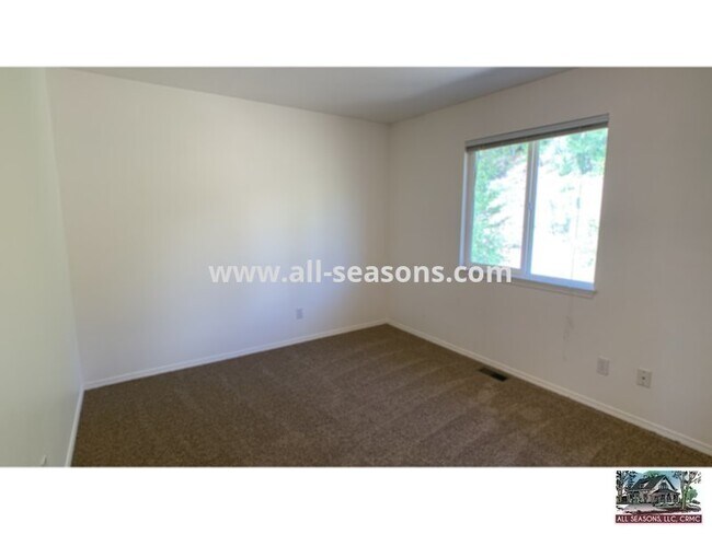 Foto del edificio - 2618 W Pikes Peak Ave