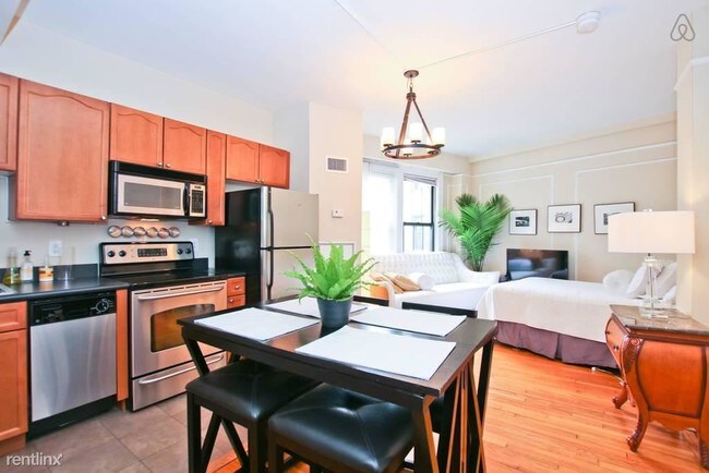 Foto del edificio - 1613 Harvard St NW