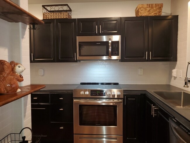 Ample Cabinet Storage - 311 N 2nd St