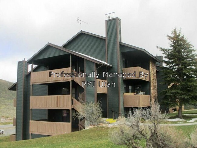 Building Photo - 7085 N 2200 W