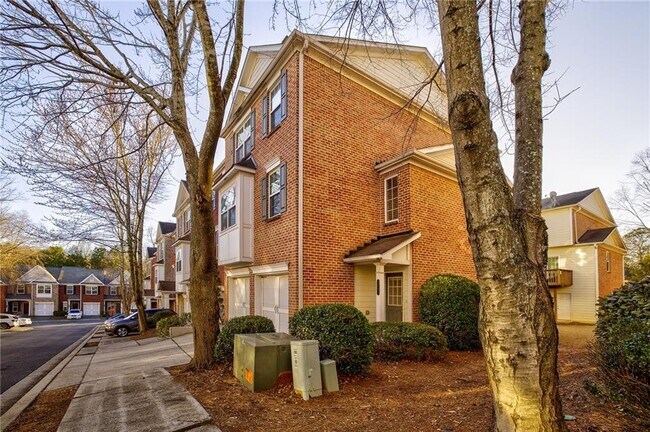 Foto del edificio - 2247 Landing Ridge Dr