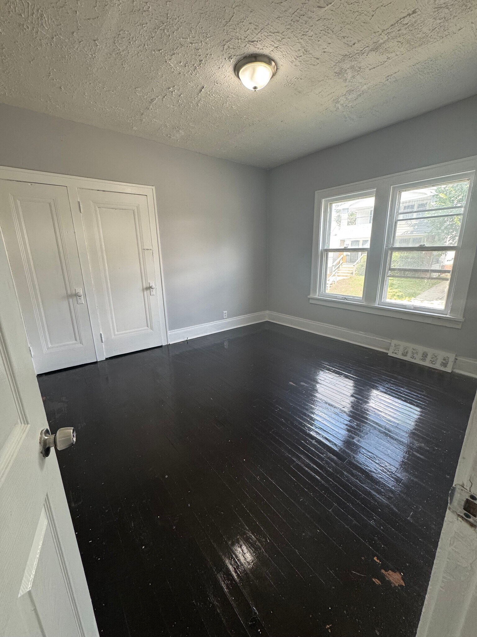 3690 Sudbury Rd Shaker Heights, OH 44120 – photo 3