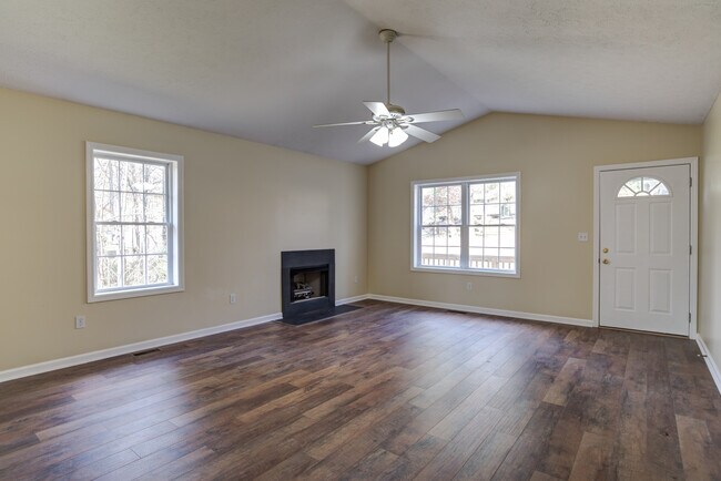 Foto del edificio - 216 Windsor Ct