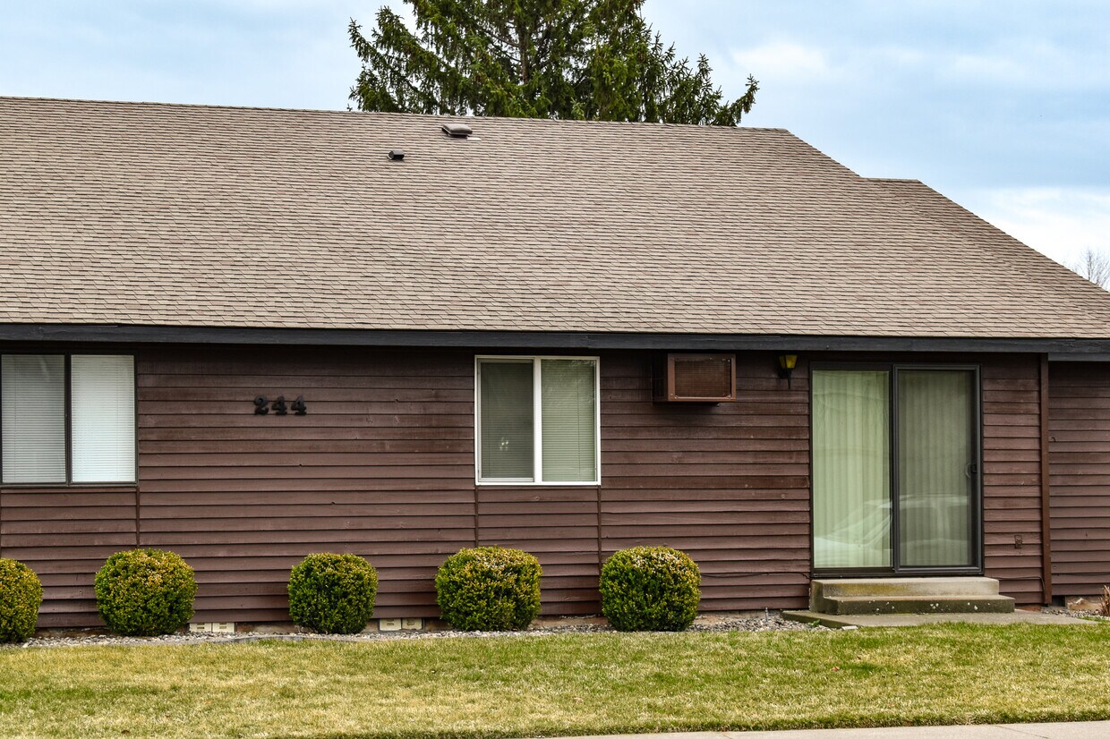 The Ferns Apartments in College Place, WA