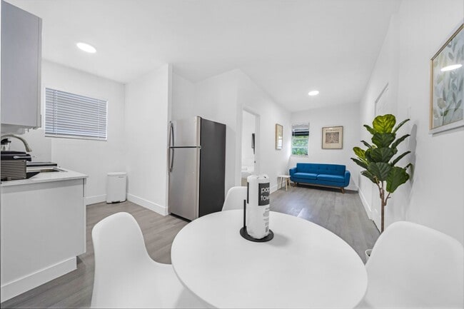 Foto del edificio - 1029 SW 5th St