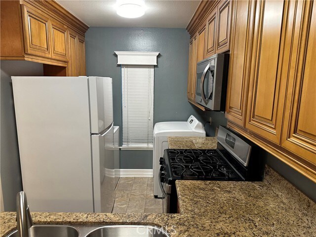 Building Photo - 202 Orange Blossom