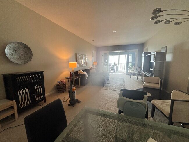 Foto del edificio - 30 Harbour Isle Dr W