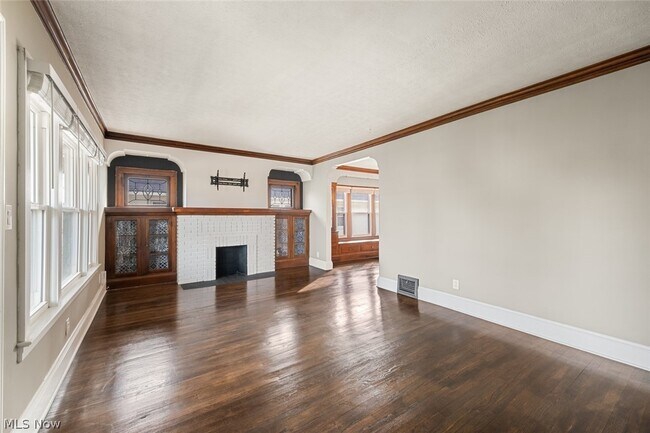 Foto del edificio - 14521 Garfield Ave