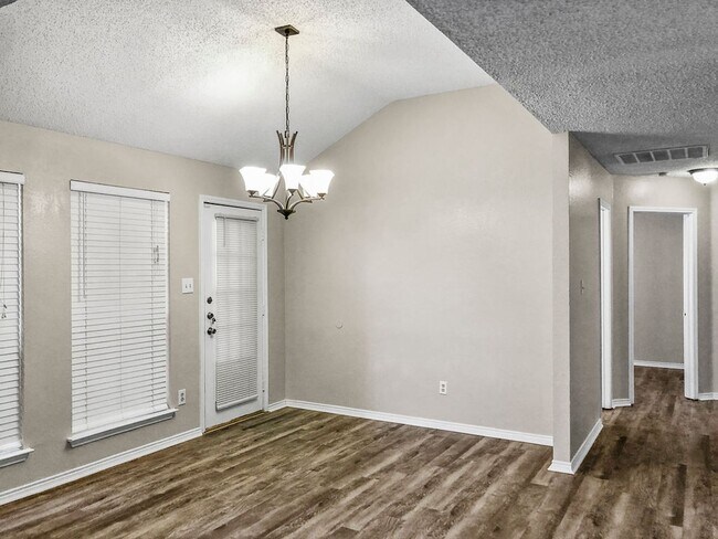 Building Photo - 3 Bedroom 2 Bath Home In  Mansfield ISD
