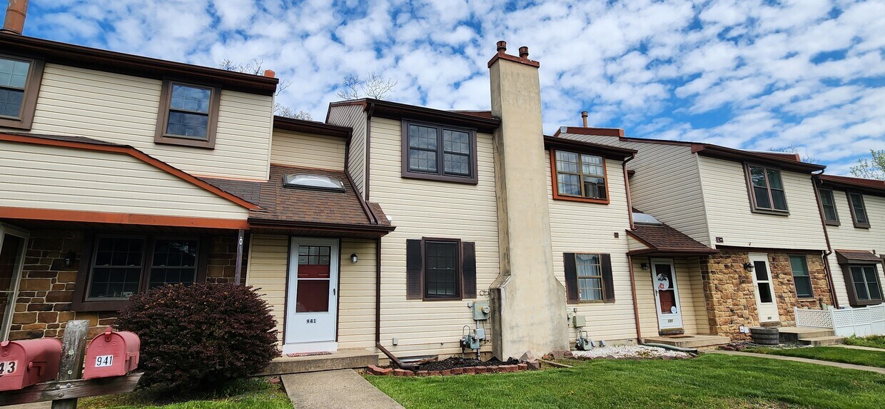 941 Bancroft Pl, Warminster, PA 18974 Townhome Rentals in Warminster