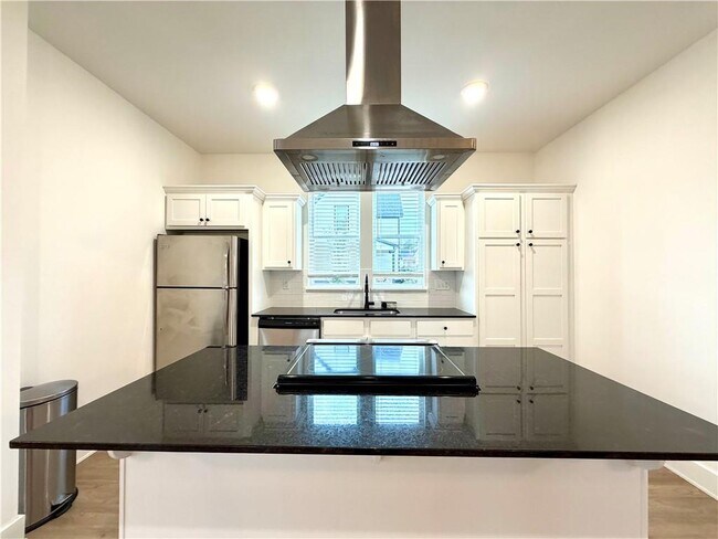 Foto del edificio - 890 S One Mile Rd