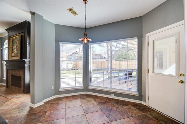 Foto del edificio - 11715 Orchard Mountain Dr