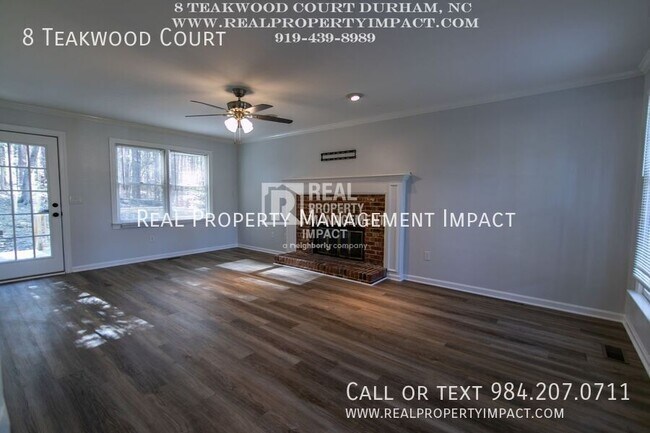 Foto del edificio - 8 Teakwood Ct