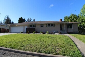 Building Photo - 1004 W Banbury Dr