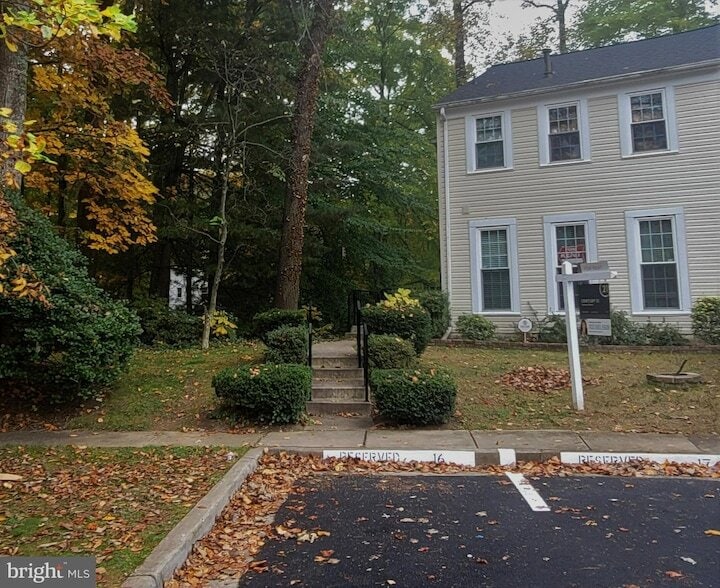 Primary Photo - 9446 Cloverdale Ct