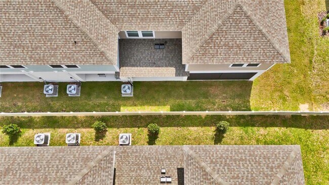 Foto del edificio - 4321 HILLOCK Blvd
