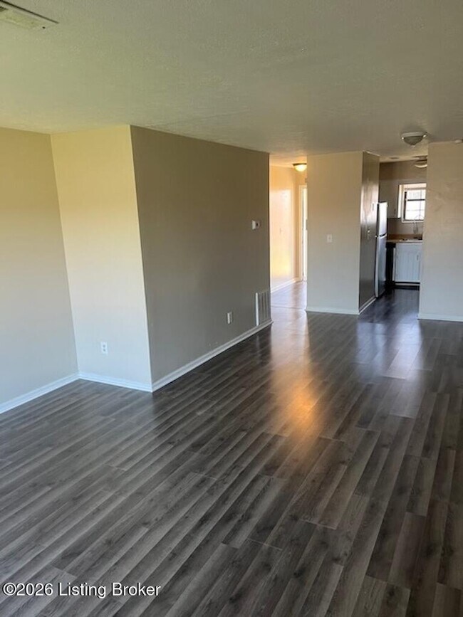 Foto del edificio - 1707A Cliff Ridge Ct